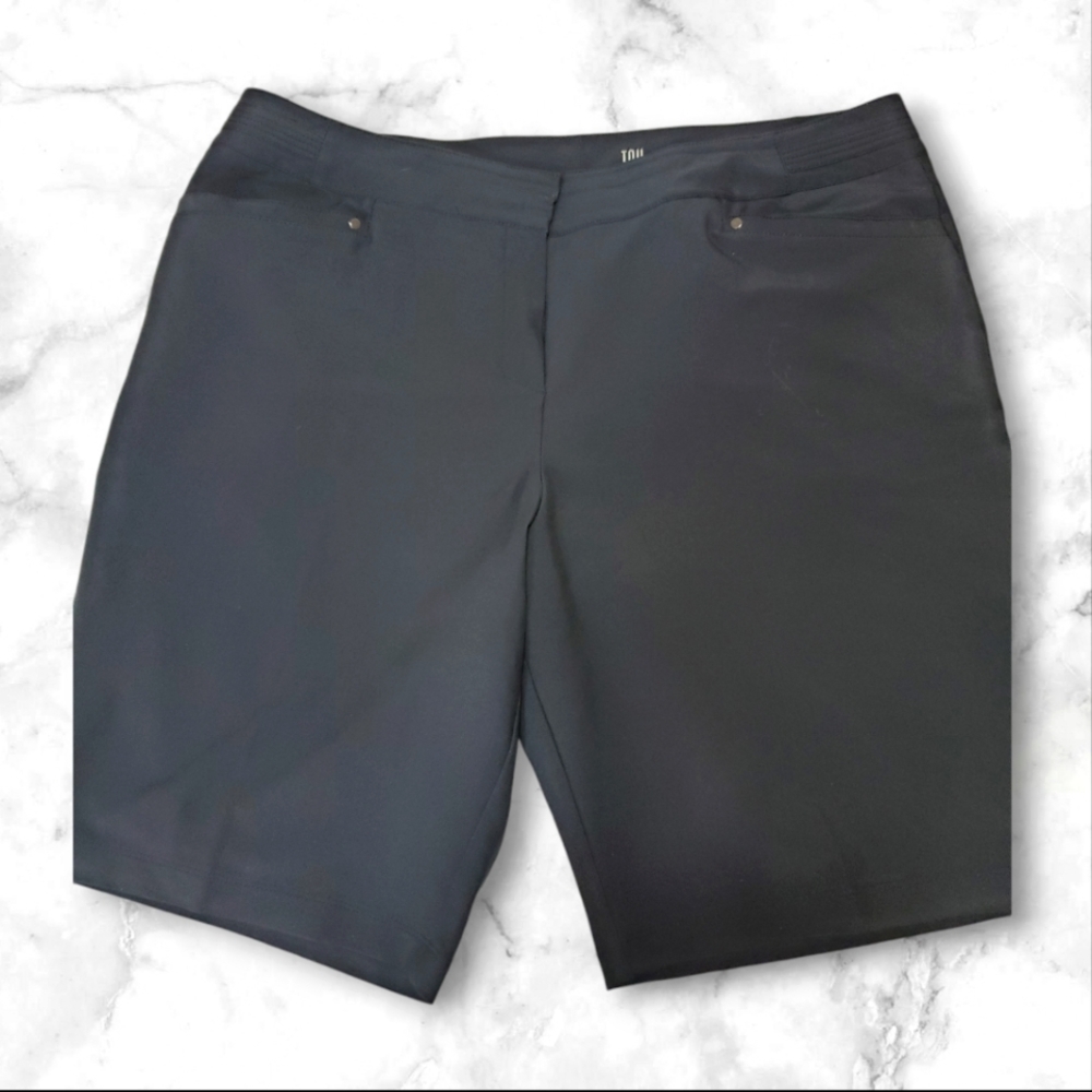 Tail Golf Shorts